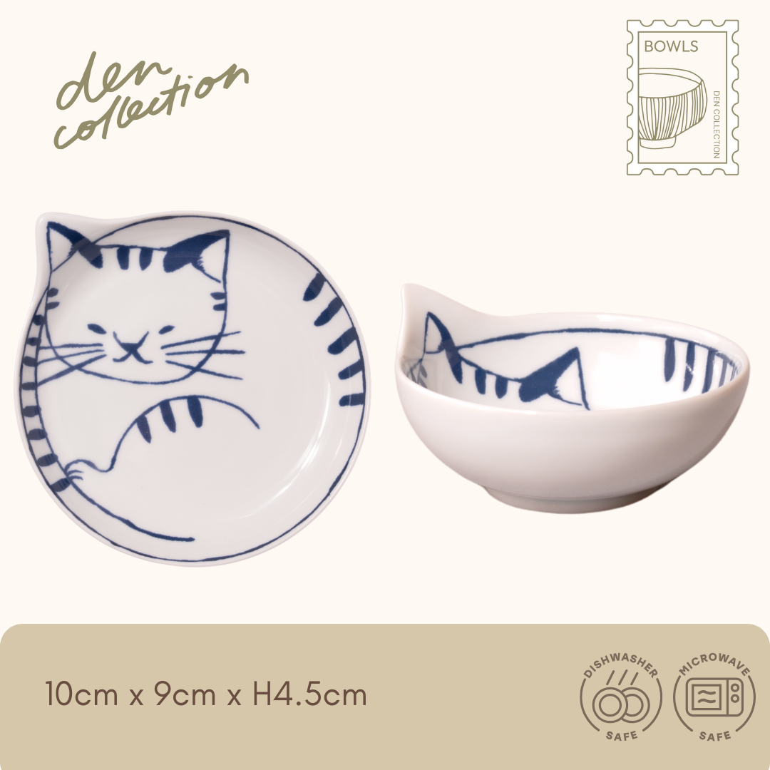 Hasami ware Cozy Neco Bowl – “Tabby” design with soft tiger stripes on a curled-up cat motif. A versatile and charming bowl for everyday use. / 波佐見焼「Cozy Neco 小鉢(トラ)」は、優しいトラ柄の猫が寝ている様子を表現した小鉢。日常使いに最適な実用性と癒しを兼ね備えた器。